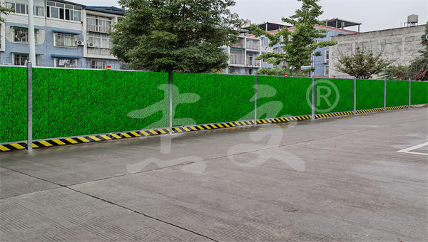杰交施工围挡在筛分楼周边的防振动方案,生产制造企业能提供吗(图1) 杰交施工围挡在筛分楼周边的防振动方案,生产制造企业能提供吗(图1)